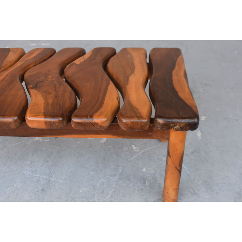 Tavolino vintage brutalista in legno d'ulivo