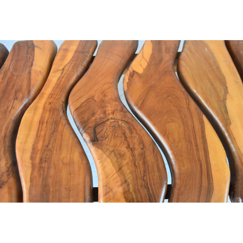 Tavolino vintage brutalista in legno d'ulivo