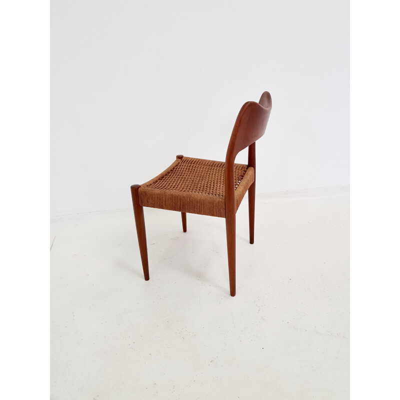 Suite de 4 chaises vintage de Arne Hovmand Olsen en teck et corde 1960