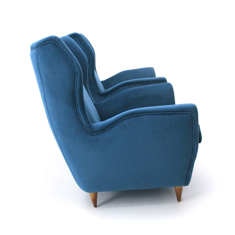 Set of 2 vintage italian armchairs in blue velvet and wood 1950