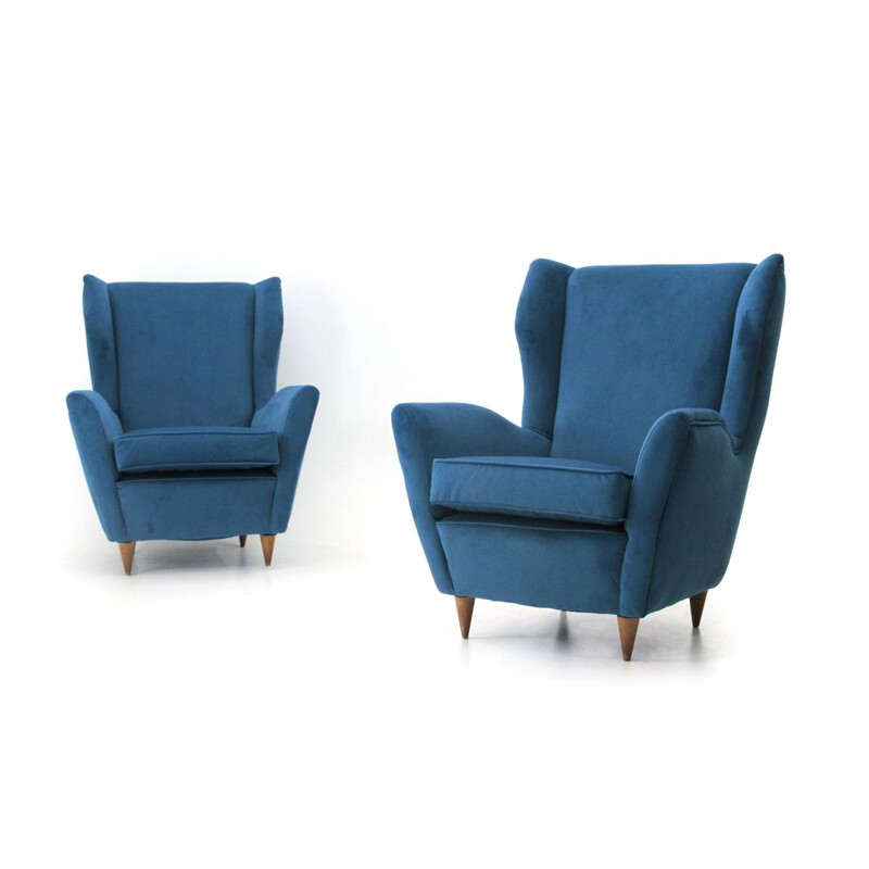 Set of 2 vintage italian armchairs in blue velvet and wood 1950