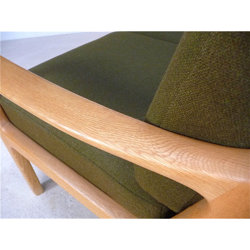 Vintage Senator sofa for Cado in green wool and oakwood 1960