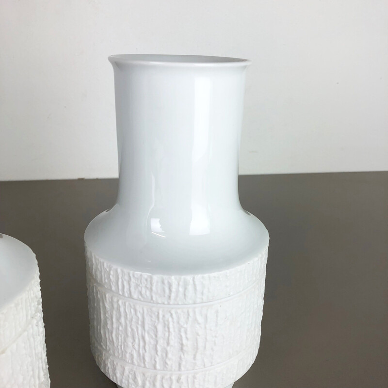 Suite de 2 Vase vintage en porcelaine op art par Richard Scharrer pour Thomas