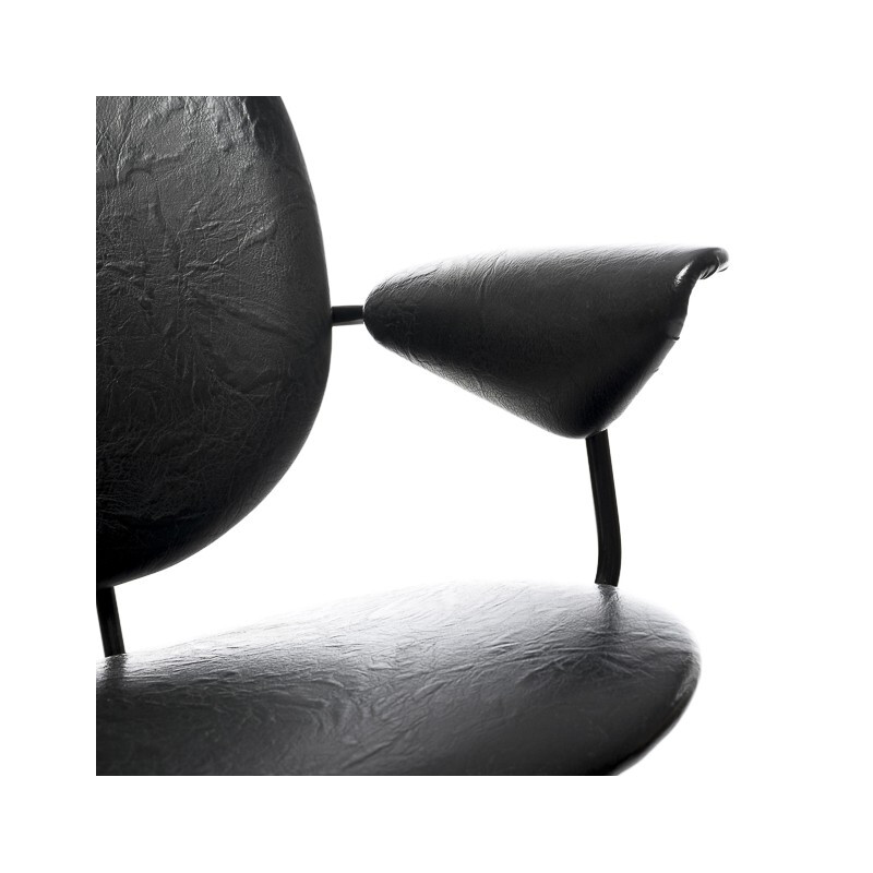 Chaise noire Kembo 302 en métal et simili cuir, WH GISPEN - 1950