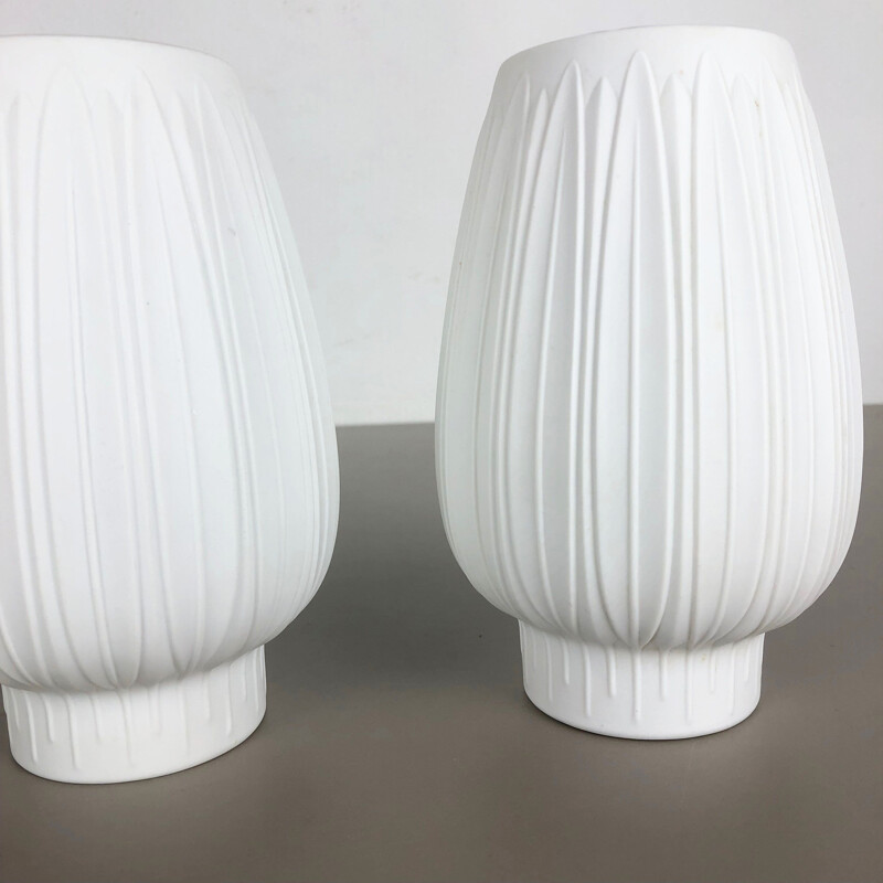 Set of 2 vintage Porcelain Op Art