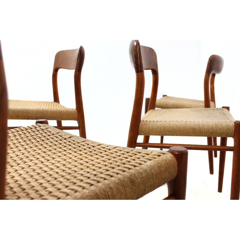 6 chairs model 75, Niels O. MOLLER - 1950s