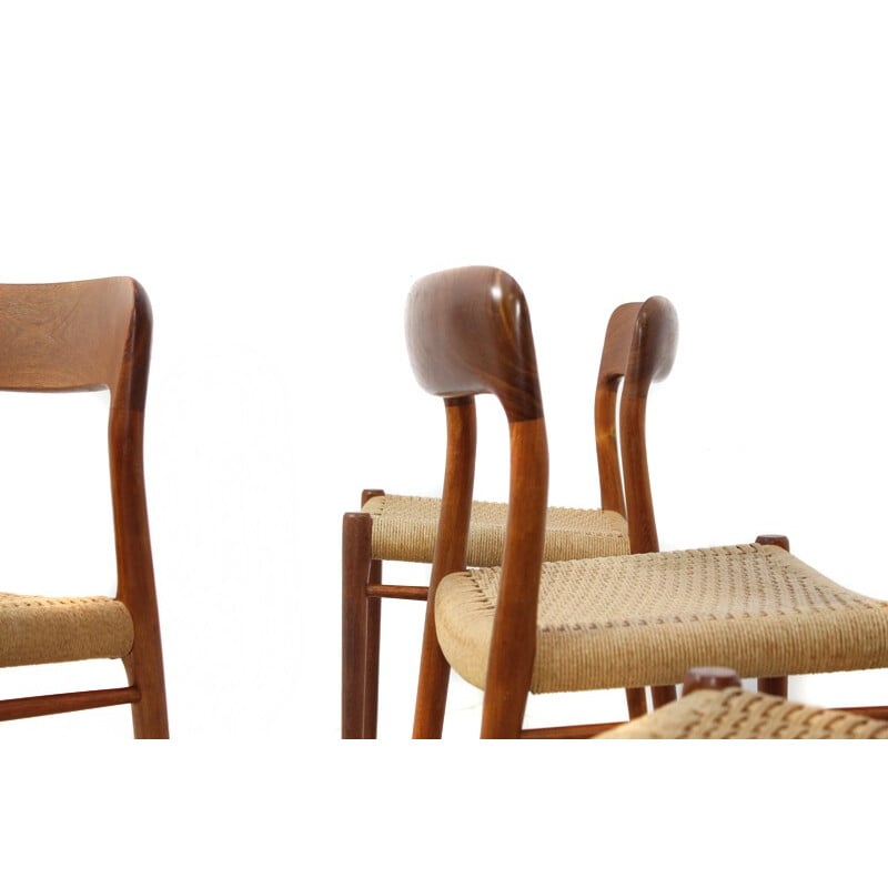 6 chairs model 75, Niels O. MOLLER - 1950s