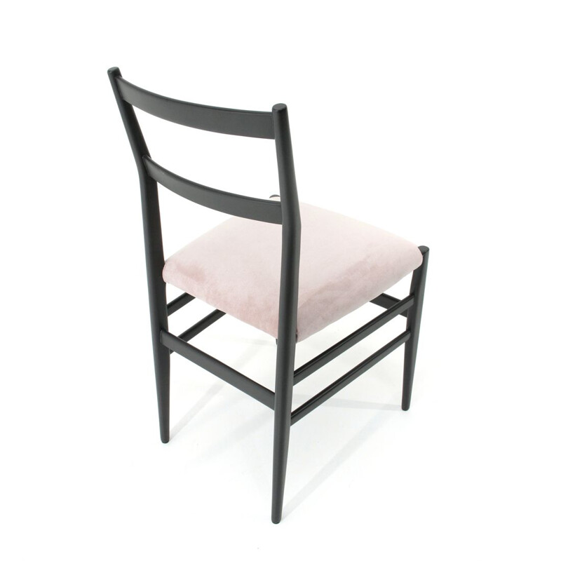 Chaise Leggera noire et rose par Gio Ponti pour Cassina