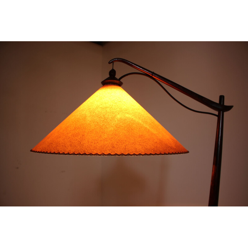 Lampadaire vintage en bois par Vaclav Rada