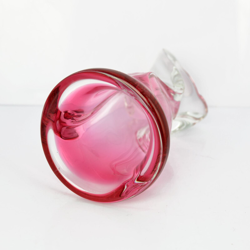 Vintage pink vase for Skrdlovice in glass 1960