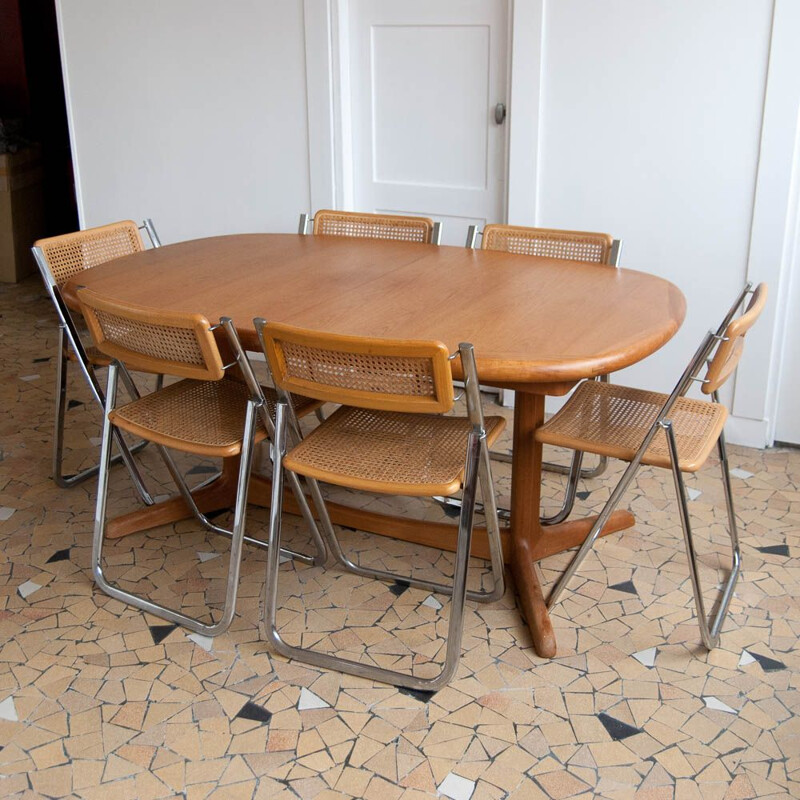 Vintage scandinavian table by Linden in light teak 1960