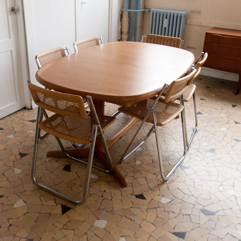 Vintage scandinavian table by Linden in light teak 1960