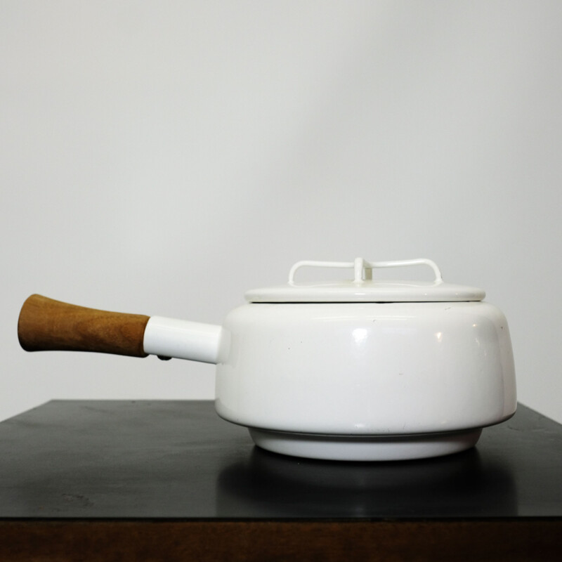 Small vintage frying pan for Dansk in teak and enamelled white 1950