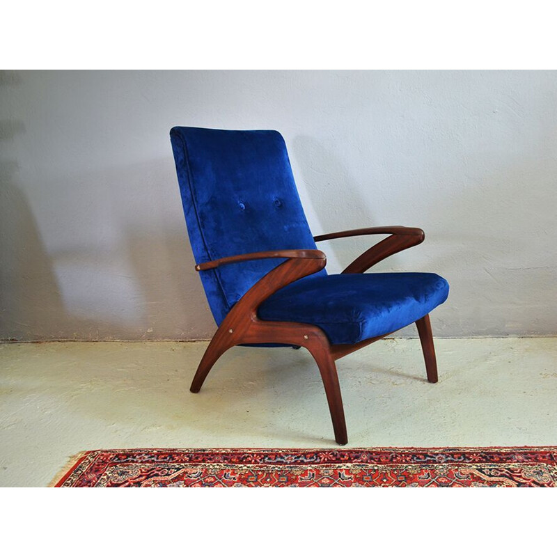 Vintage dutch armchair in blue velvet and teakwood 1960