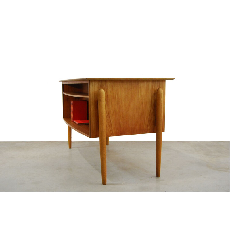 Bureau vintage en placage de pin 1960