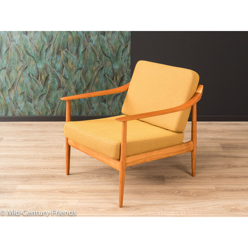 Vintage armchair by Knoll Antimott 1960s