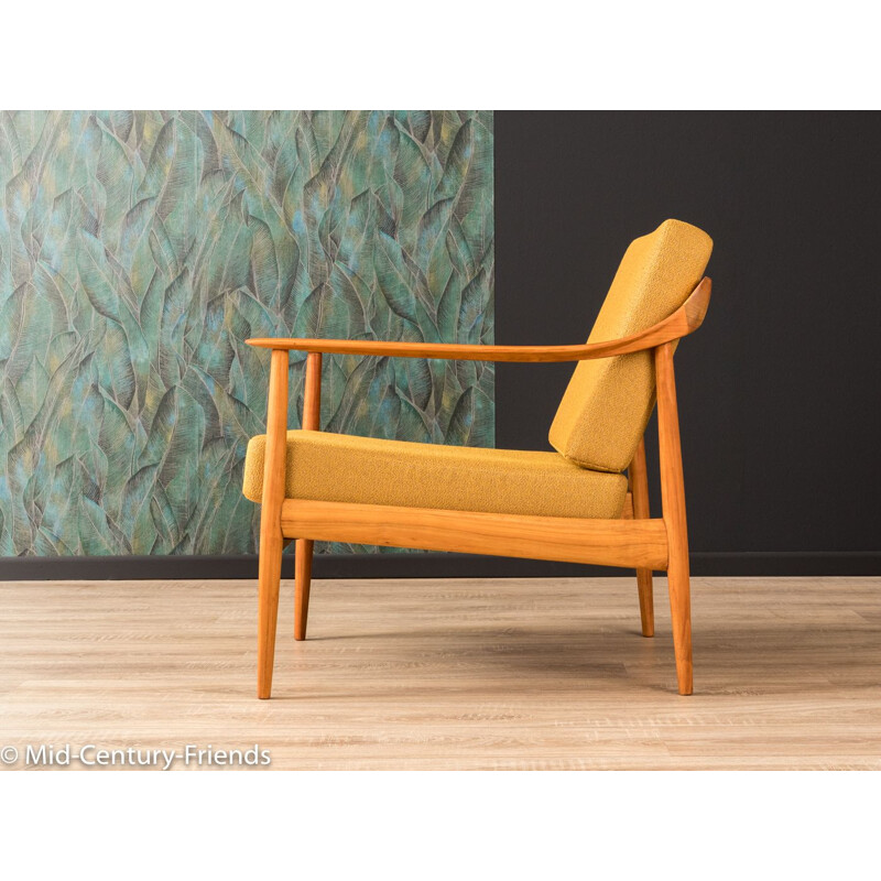 Vintage armchair by Knoll Antimott 1960s