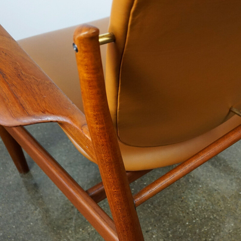 Vintage teak and Leather FD 136 armchair by Finn Juhl 1960