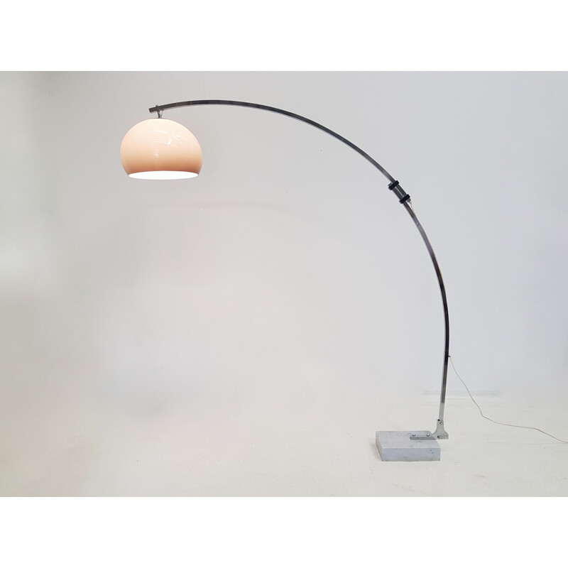 Vintage Reggiani arc floor lamp with marble base 1970