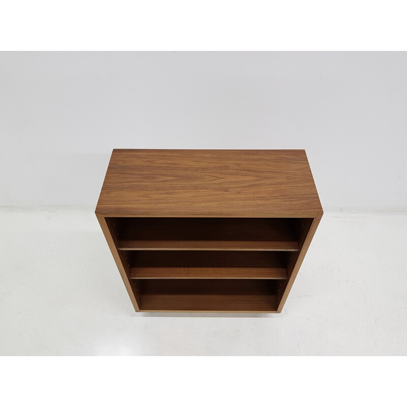 Vintage bookcase in walnut Scandinavian 1960s