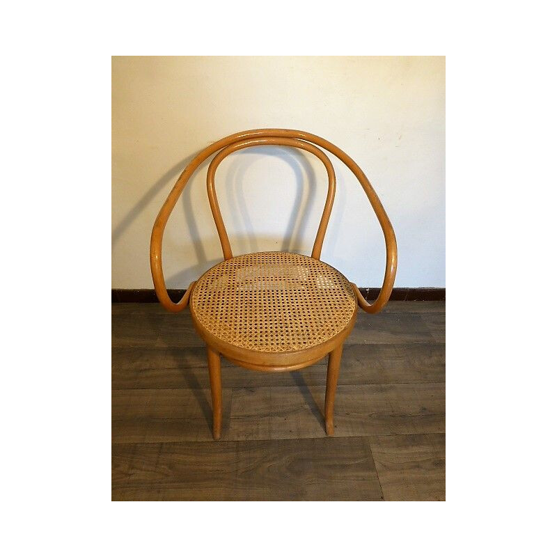 Vintage chair Thonet 209 says "Le Corbusier"