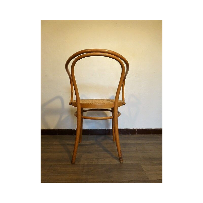 Vintage chair Thonet 209 says "Le Corbusier"