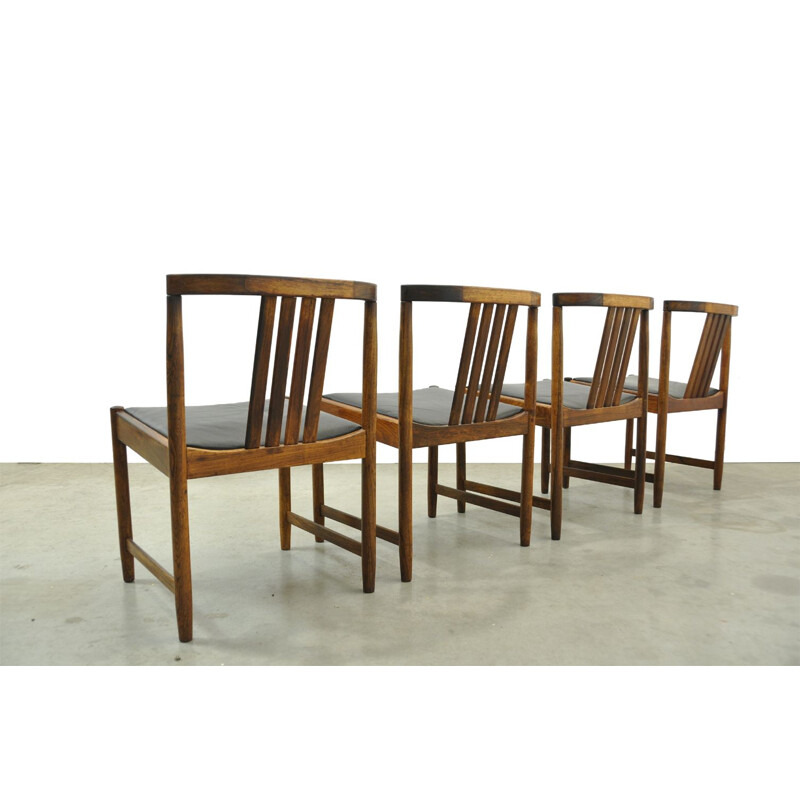 Set of 4 vintage Scandinavian rosewood dining chairs from Iilum Wikkelso