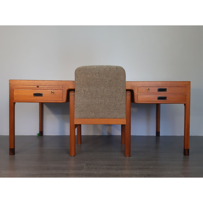 Vintage desk in teak by Larsen & Madsen for Willy Beck Denmark 1950s