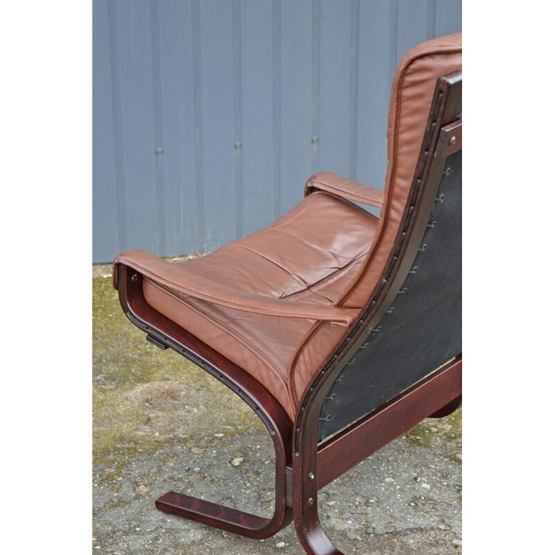 Vintage "Siesta" leather armchair by Ingmar Relling for Westnofa, 1960