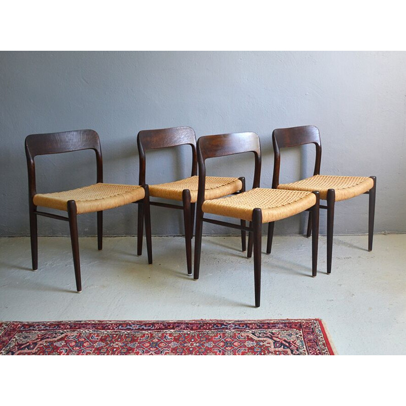 Set of 4 vintage chairs Niels Moller No 75