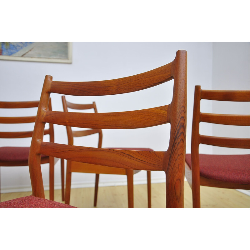 Set of 6 vintage model 191 chairs for France & Søn in red wool and teakwood 1960