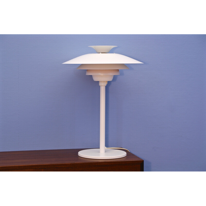 Vintage danish lamp for Jeka Metaltryk in white metal with orange accent 1980
