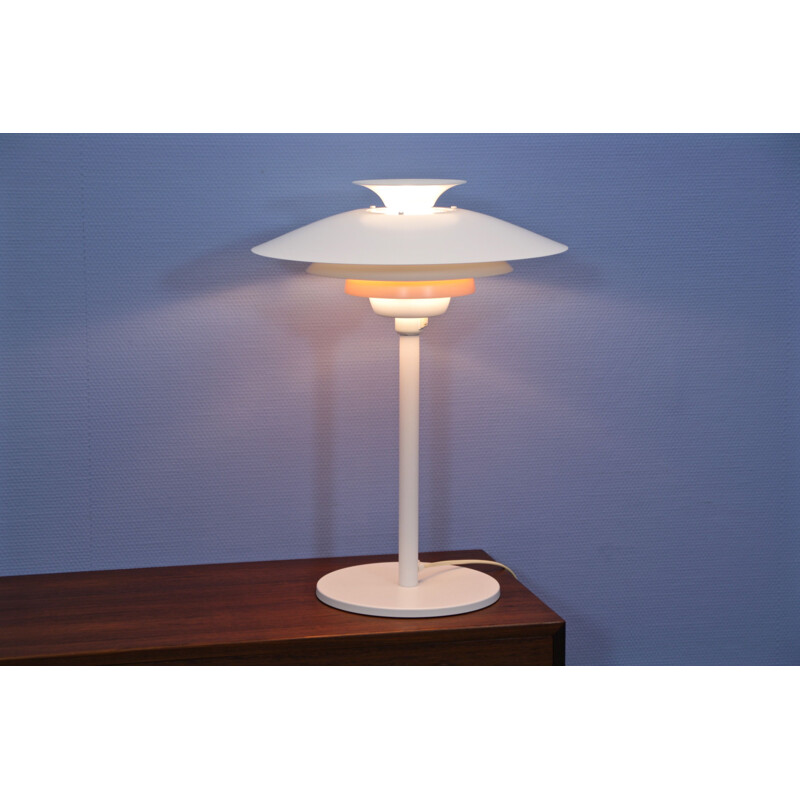 Vintage danish lamp for Jeka Metaltryk in white metal with orange accent 1980