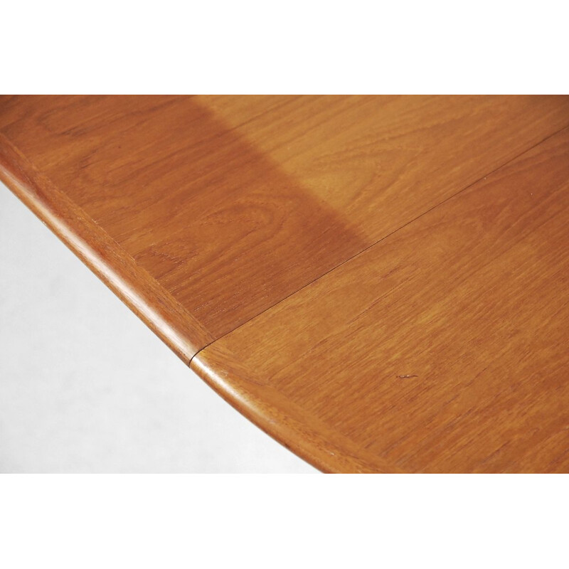 Vintage extendable scandinavian dining table in teakwood 1960