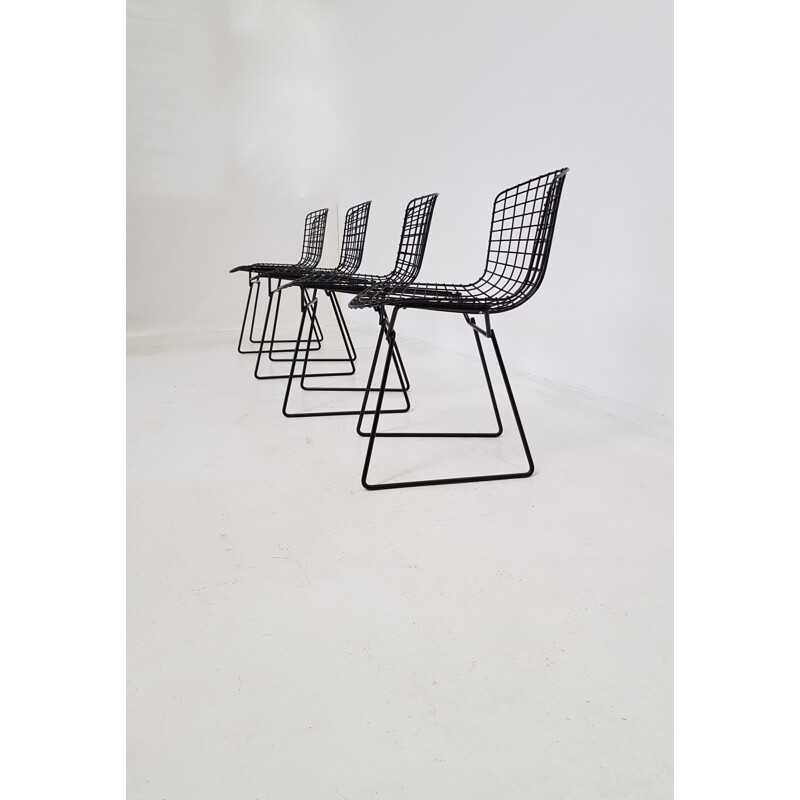 Paire de chaises vintage pour Knoll par Bertoia en métal noir 1970