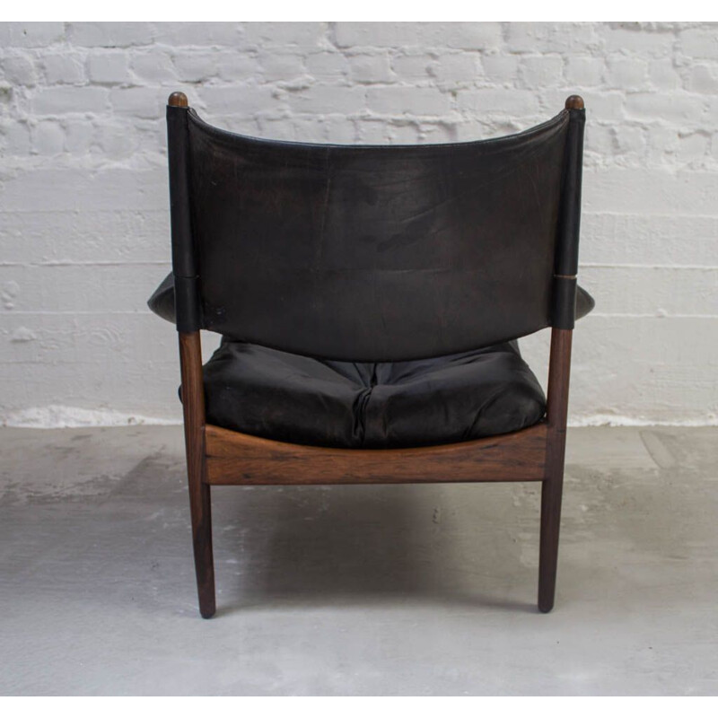 Pair of vintage armchairs and coffee table for Søren Willadsen in rosewood