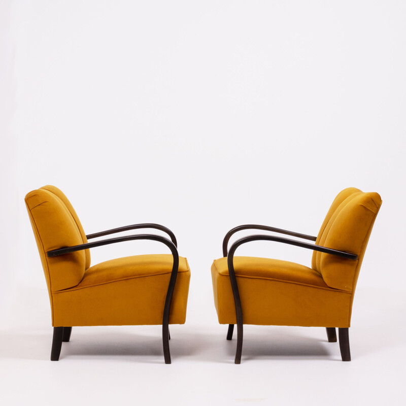 Suite de 2 fauteuils vintage velours jaune Halabala