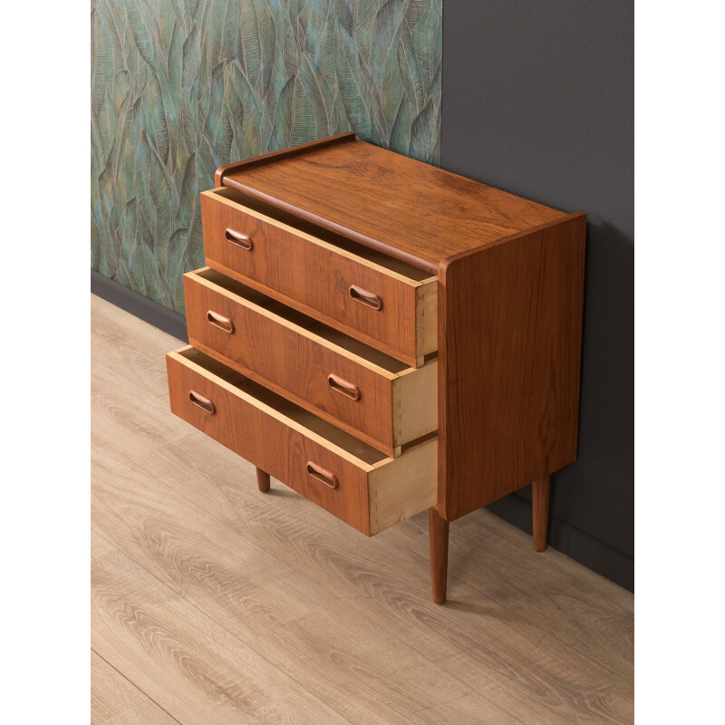 Vintage teak chest of drawers by Dyrlund 1960s