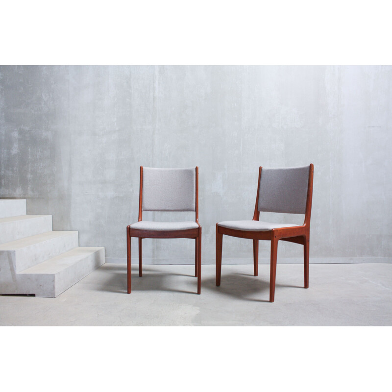 Set of 6 dining chairs by Johannes Andersen for Uldum Møbelfabrik 1960s