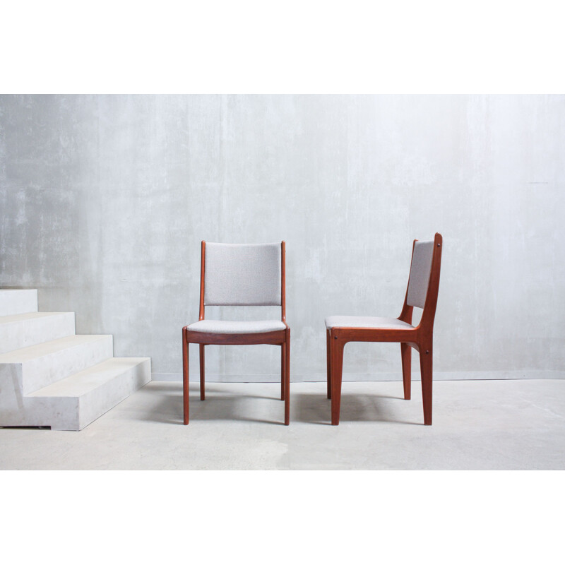 Set of 6 dining chairs by Johannes Andersen for Uldum Møbelfabrik 1960s