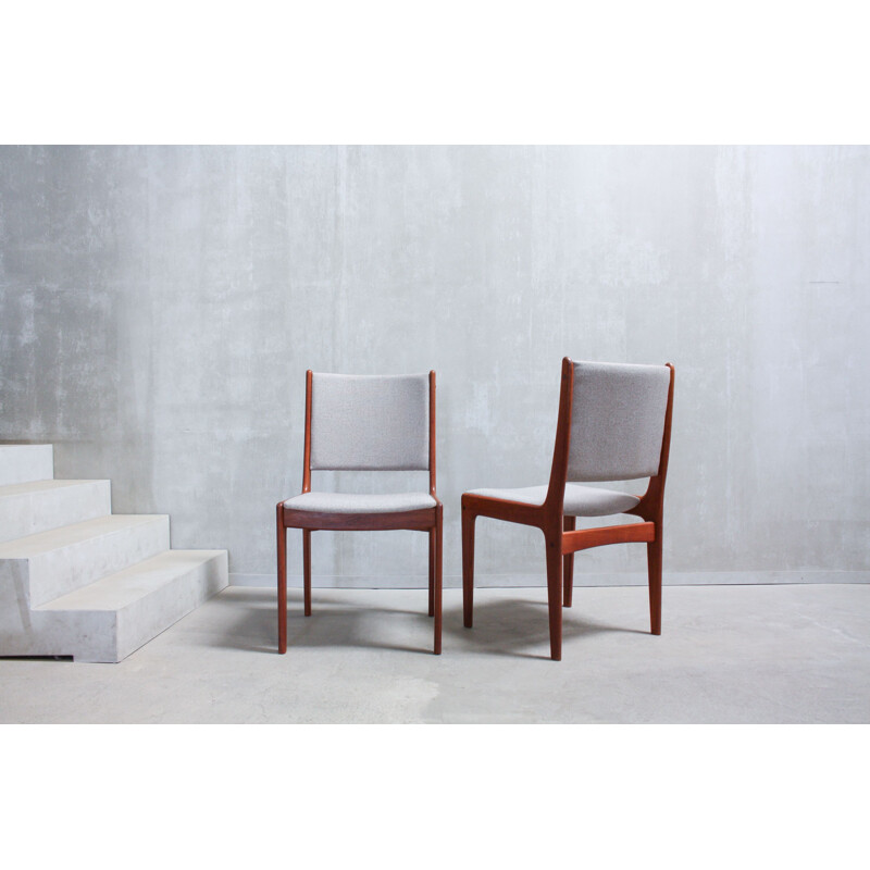 Set of 6 dining chairs by Johannes Andersen for Uldum Møbelfabrik 1960s