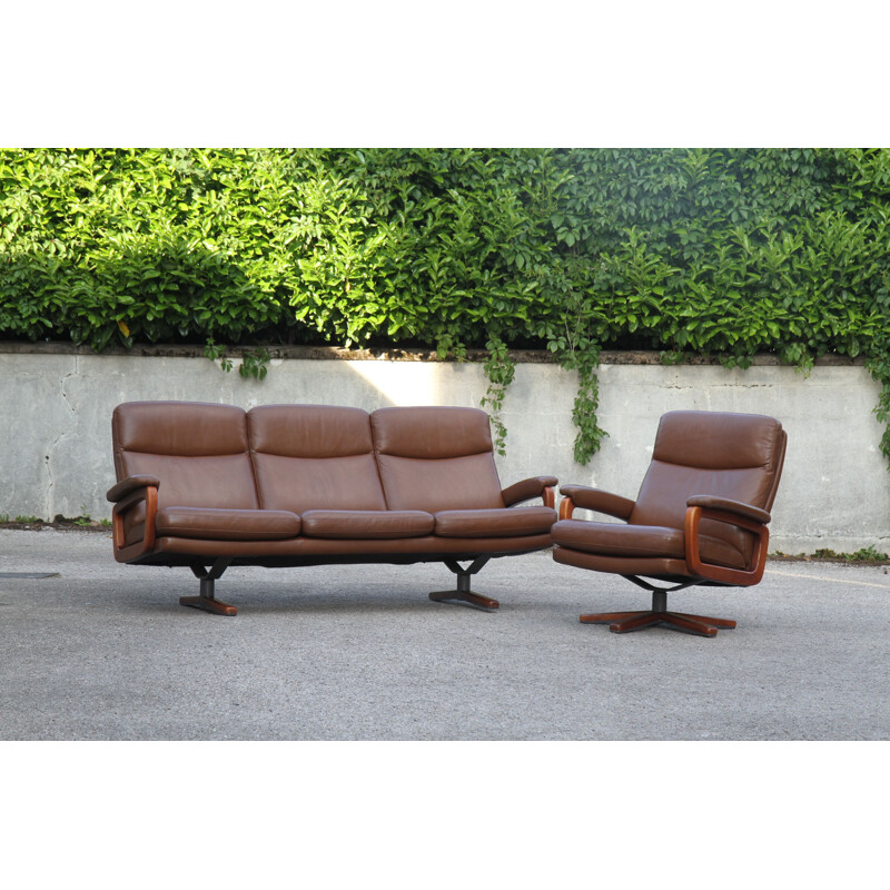 Vintage swivel armchair in brown leather 1950
