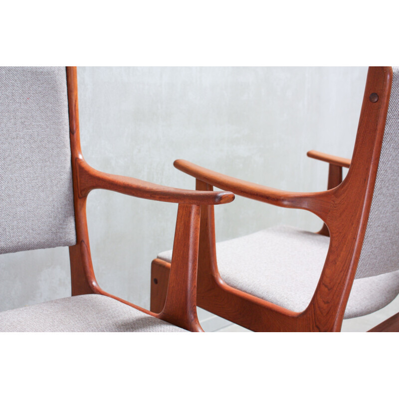 Set of 8 vintage dining chairs by Johannes Andersen for Uldum Møbelfabrik 1960s