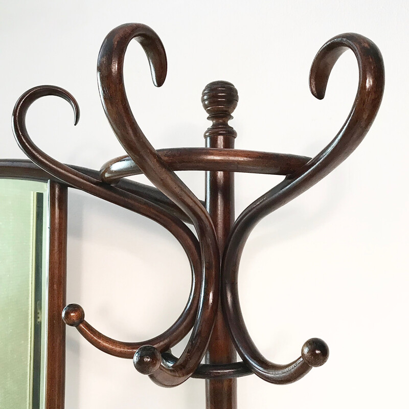 Vintage model No.4 coat rack for Thonet in bentwood and mahogany 1930