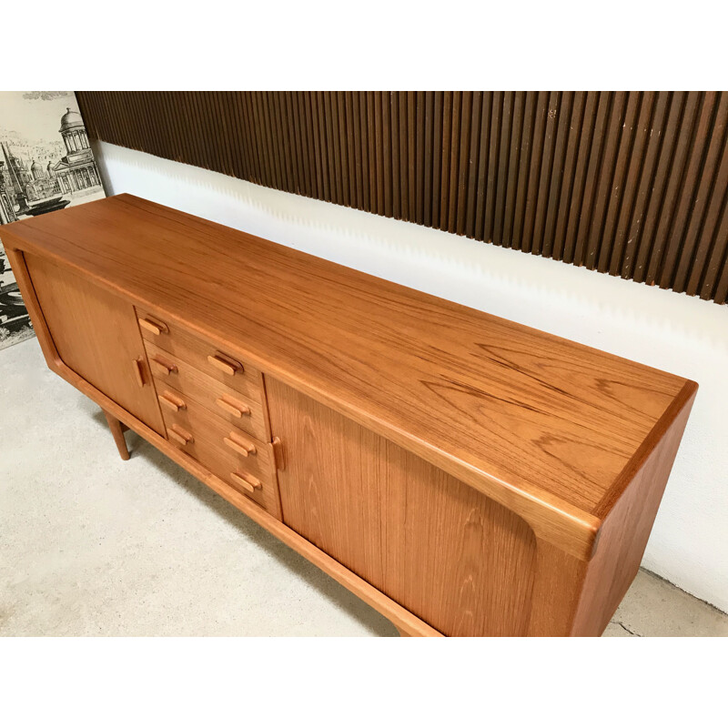 Vintage danish sideboard for Dyrlund in teakwood 1960