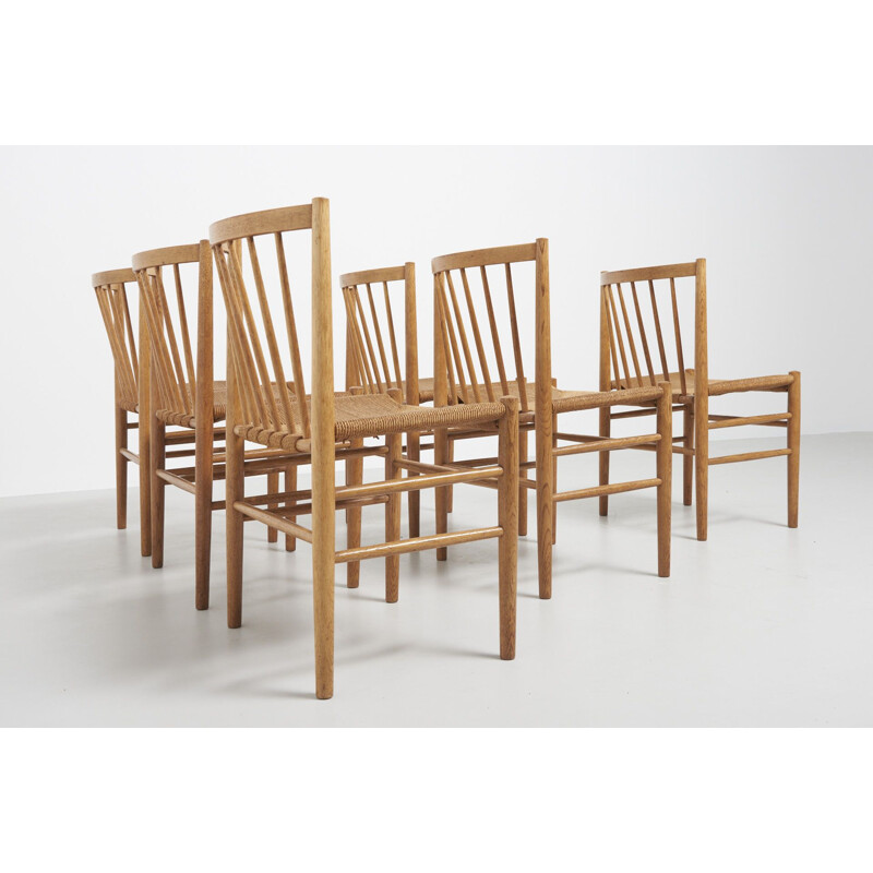 6 vintage dining chairs in oak by Jørgen Bækmark for Jørgen Bækmark. Manufactured by FDB Møbler,1950