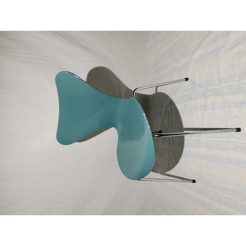 Vintage Chair series 7 by Arne Jacobsen Fritz Hansen Edition