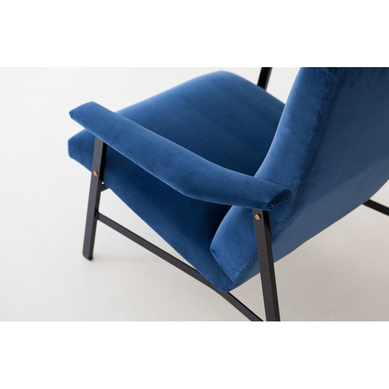 fauteuil vintage en velours bleu et en fer noir 1950 