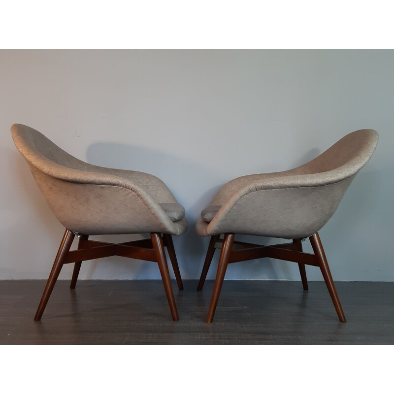 Pair of shell armchairs by Miroslav Navratil 1960s