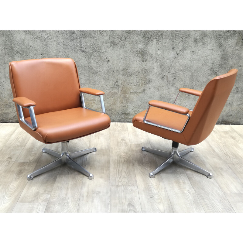 Fauteuil vintage pivotant par Osvaldo Borsani pour Techno 1970